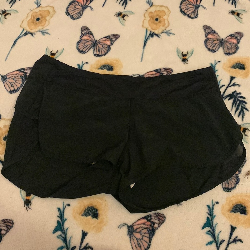 Lululemon black speed ups 2.5